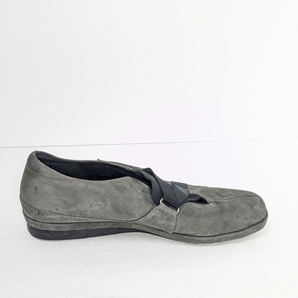 Clarks artisan suede flats - Picture 11 of 16